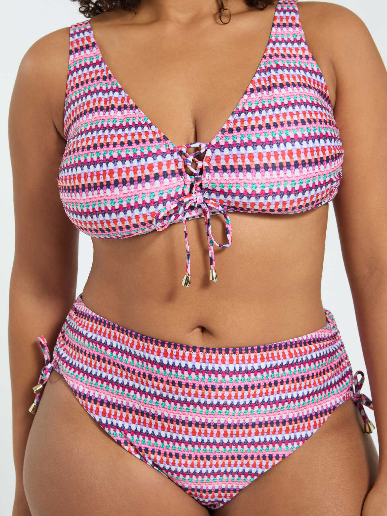 Zweiteiliger Bikini mit Multicolor-Print und Schn&uuml;ren image number 3