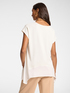 Camiseta longa com pontas na barra image number 1