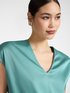 Blusa in raso con scollo a V image number 3