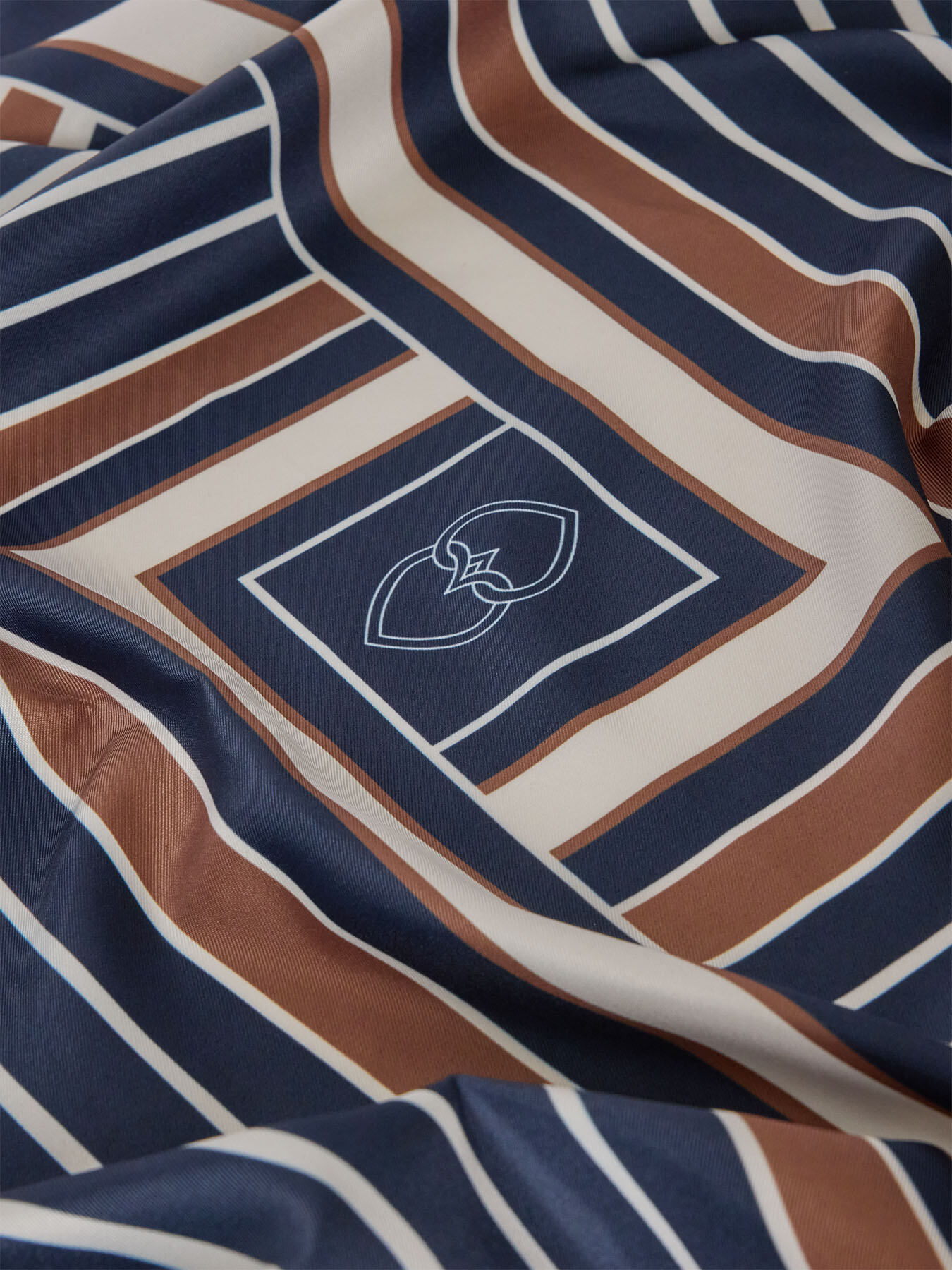 Satin scarf image number 2