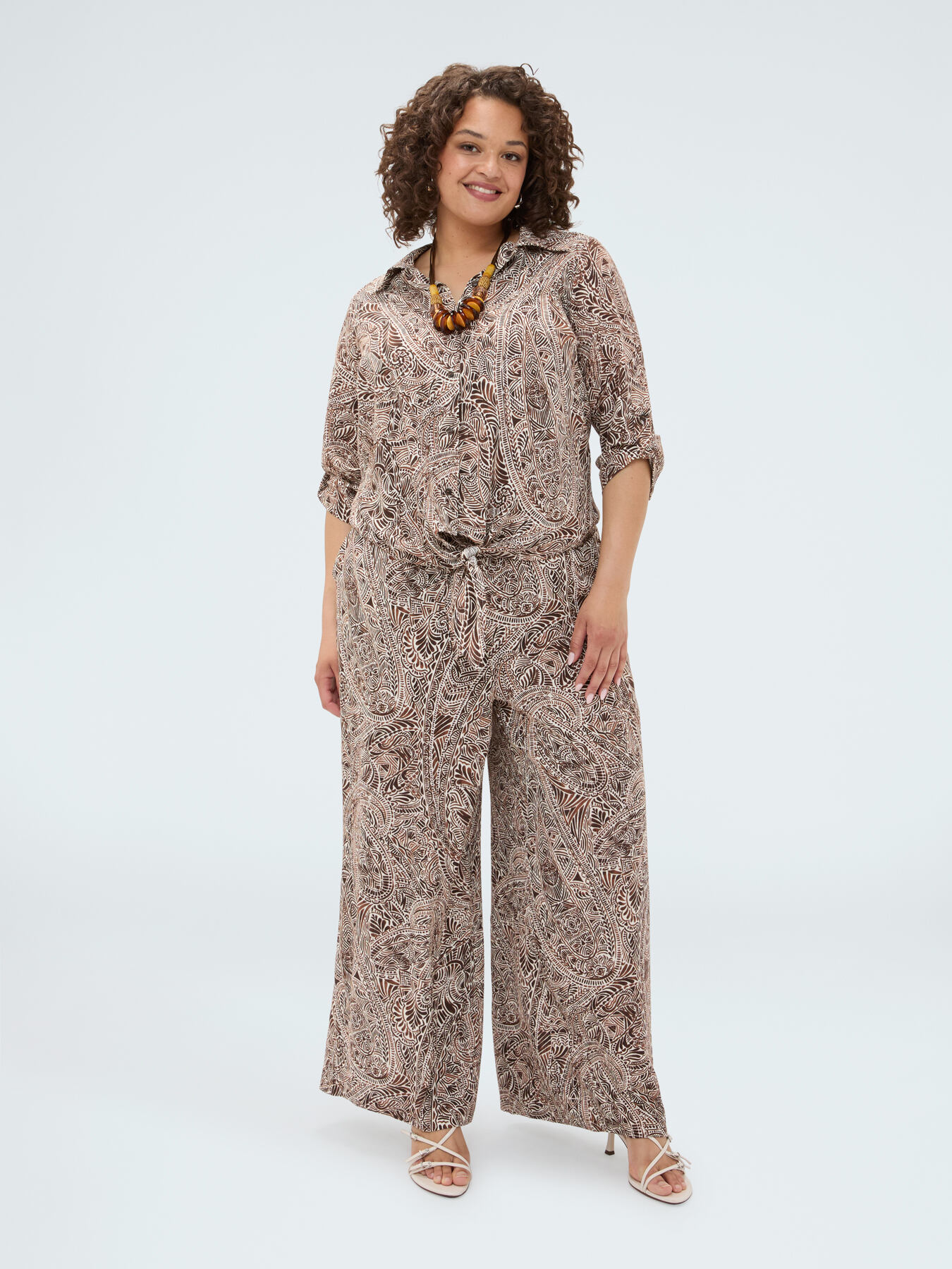 Camicia stampata con nodo image number 2
