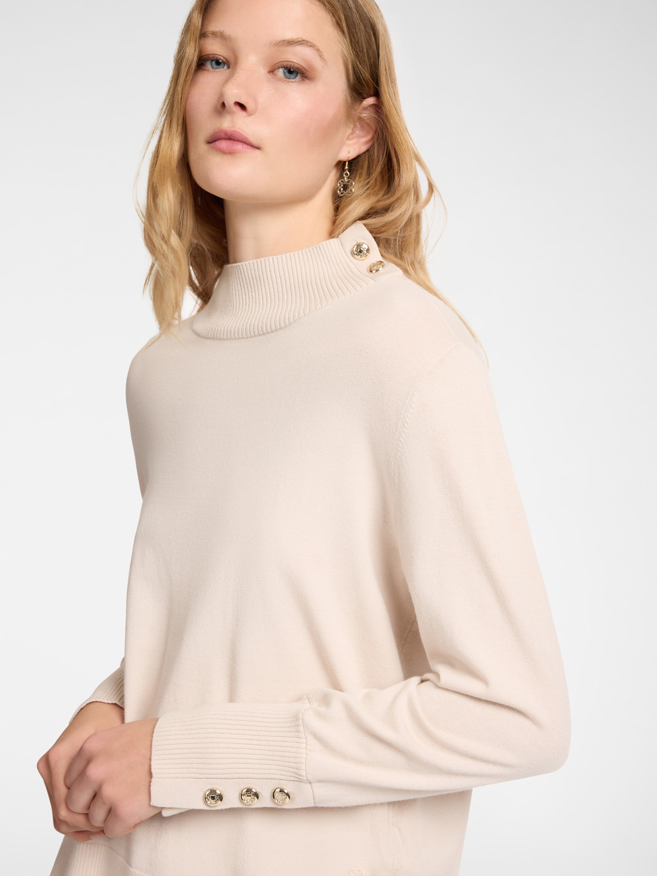 Buttoned jumper image number 3