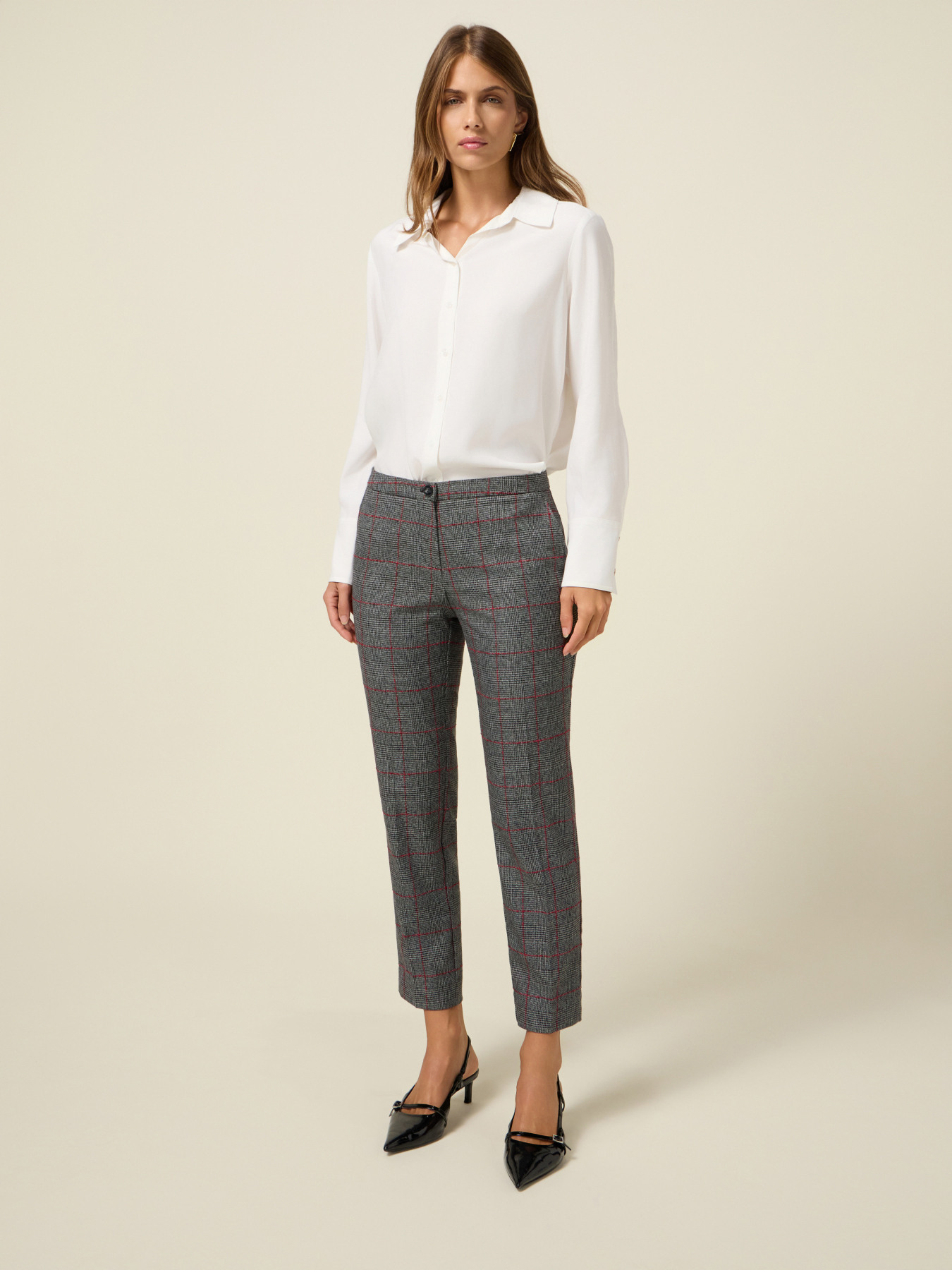 Check pants image number 3