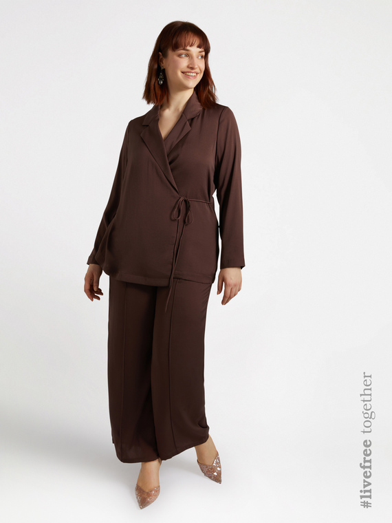 Leichter Blazer aus Satin