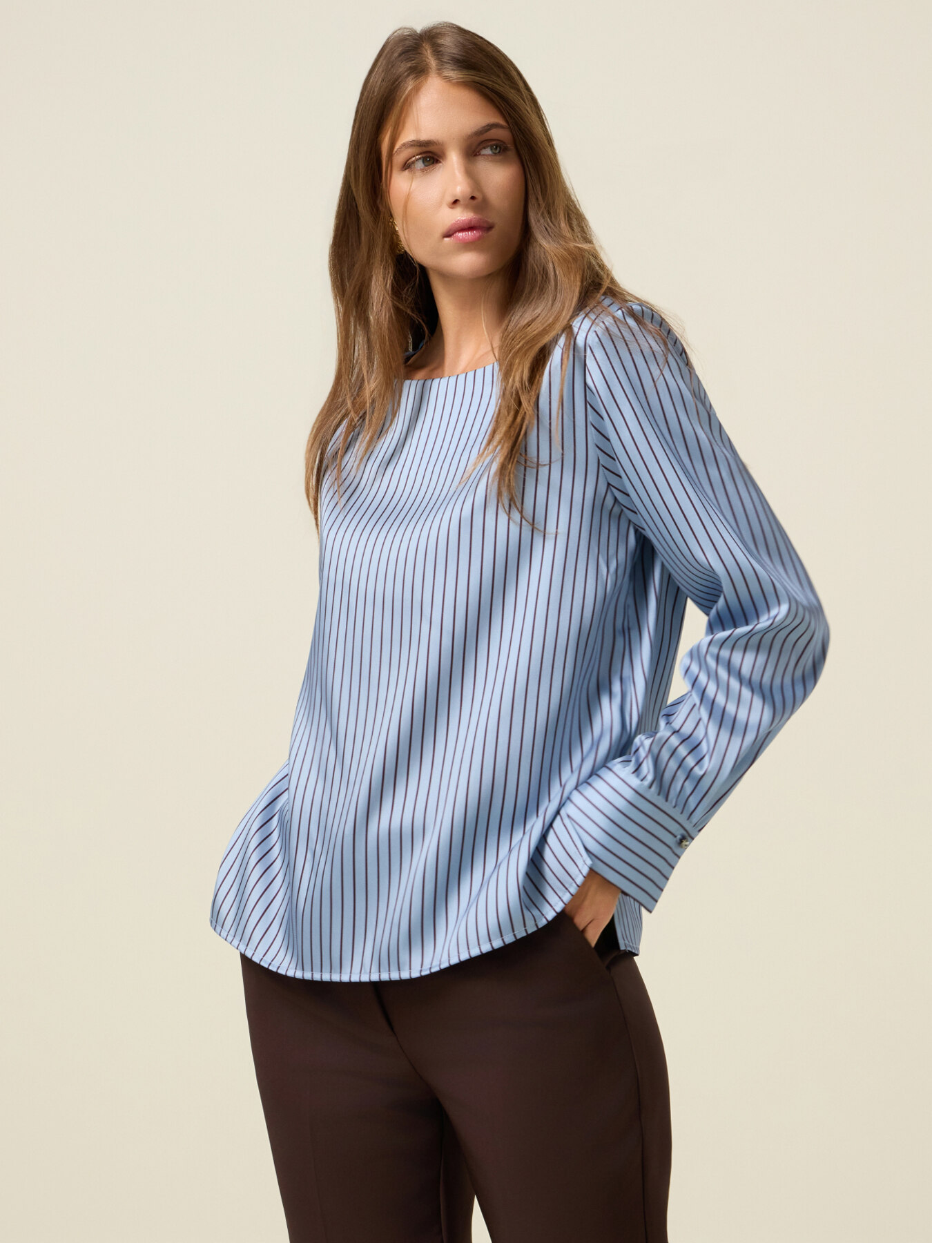 Blusa in raso a righe image number 3