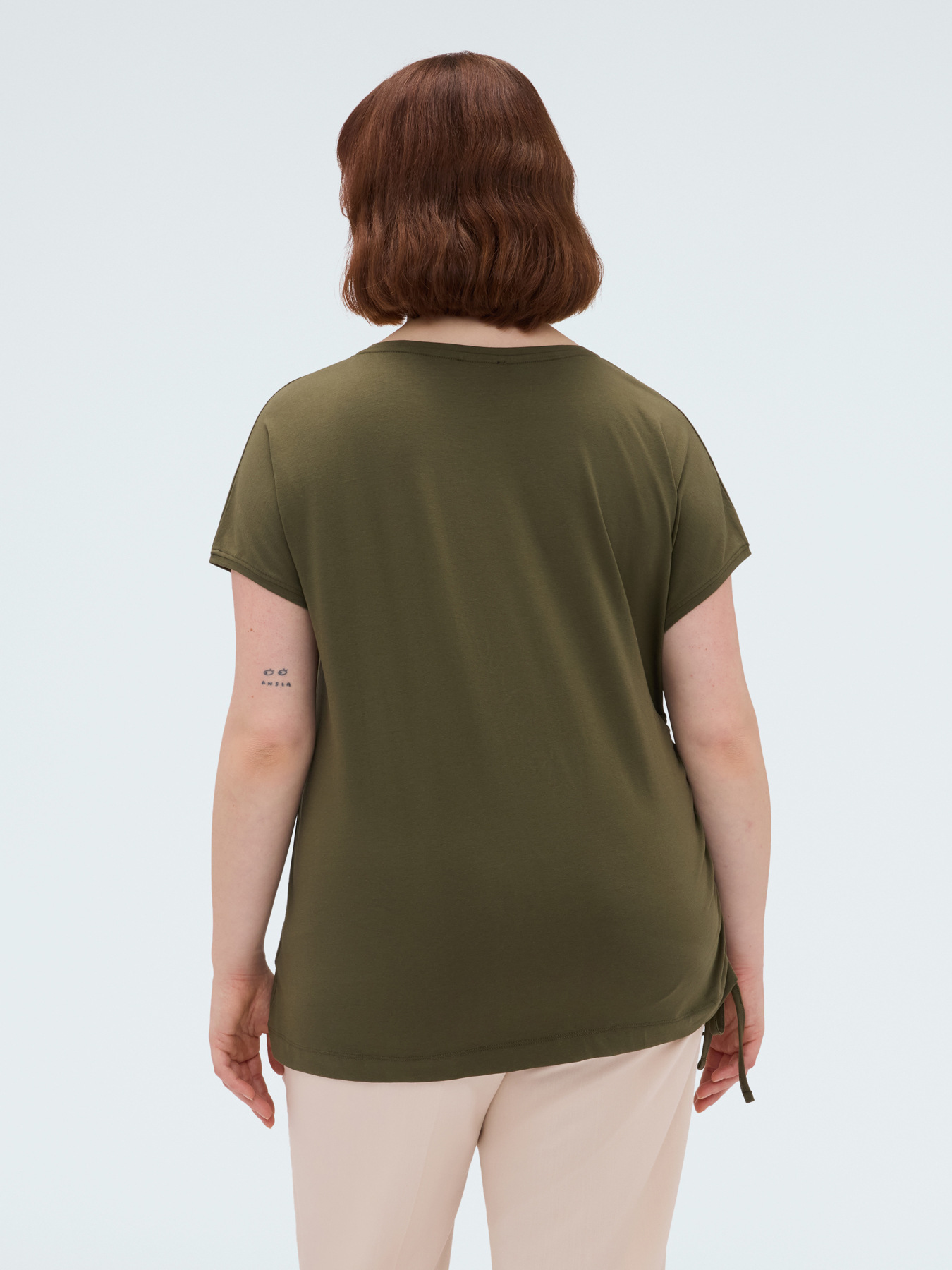 T-shirt in jersey con stampa e ricamo image number 1
