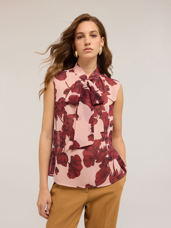 Floral blouse in crepe fabric