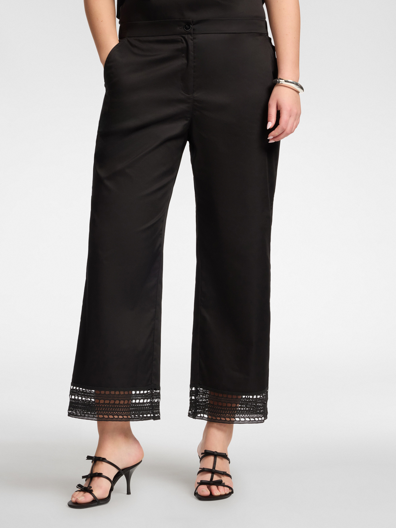 Mixed cotton trousers with lace image number 2