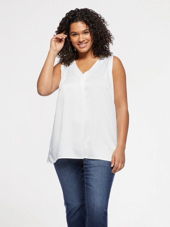 Top with front pleat