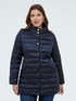 Gesteppte Daunenjacke mit abnehmbarer Kapuze image number 4