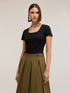T-shirt in jersey a coste con cut-out image number 0