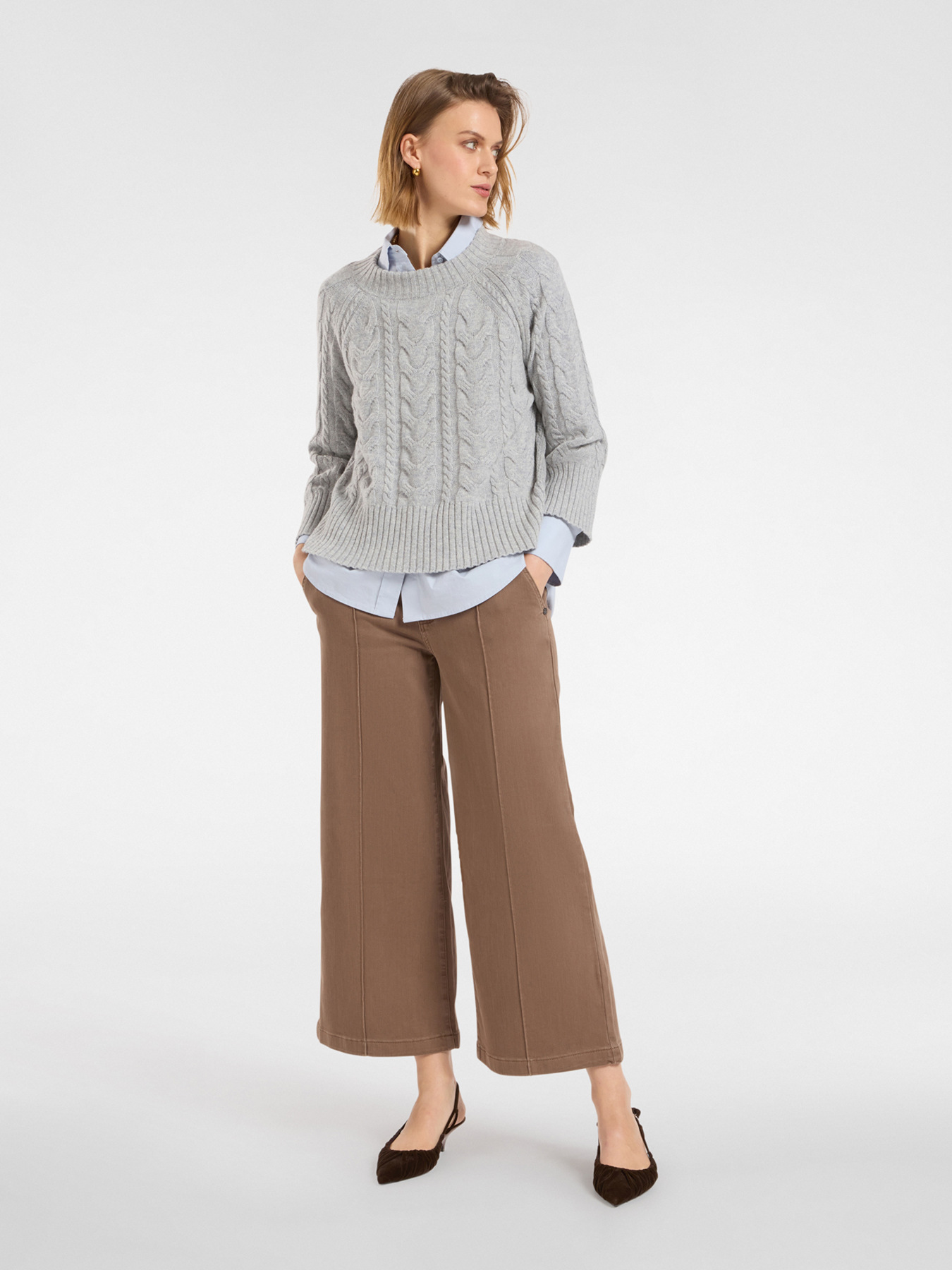 Cropped marini&egrave;re trousers image number 4