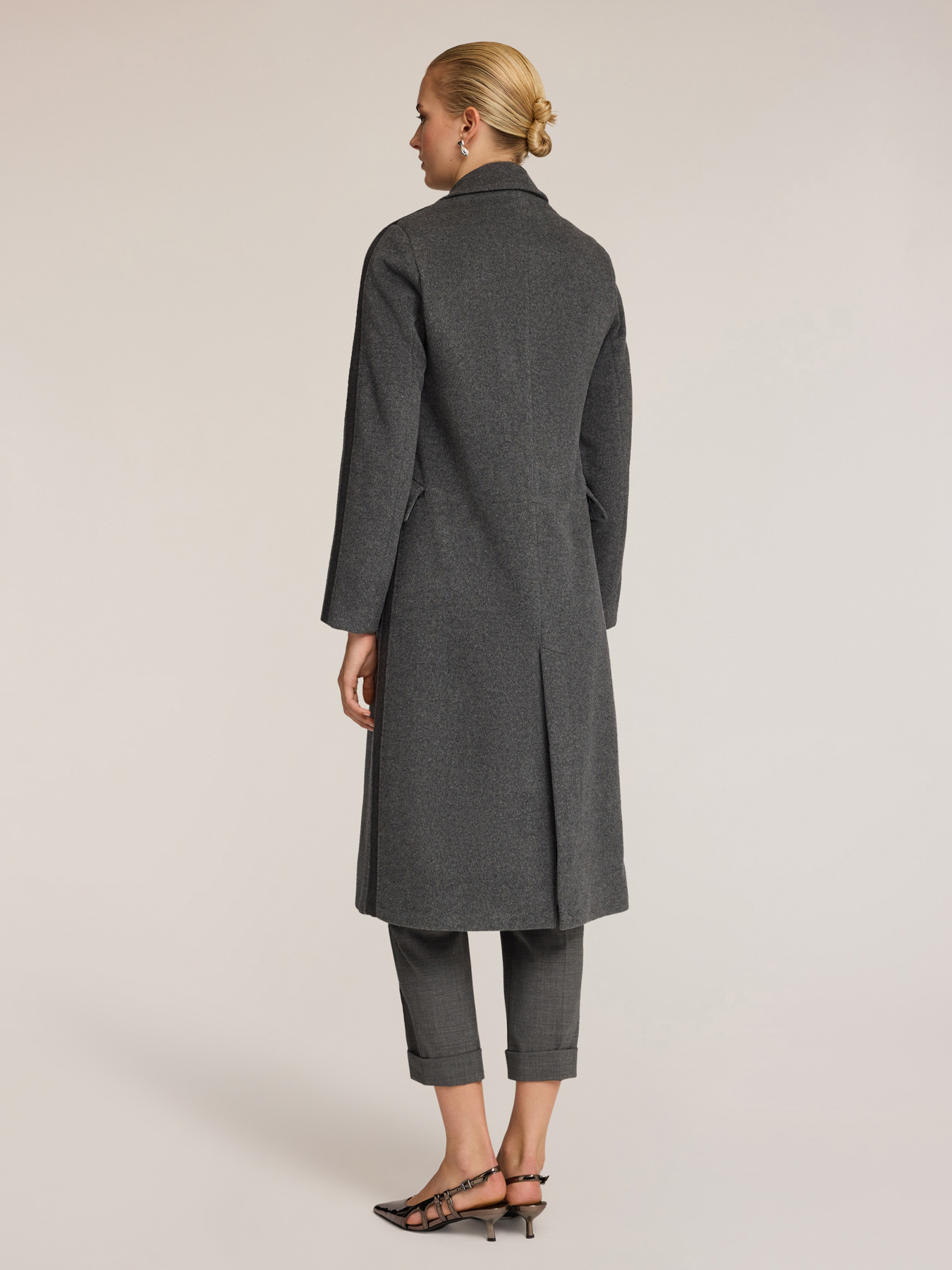Long coat in pure wool image number 1