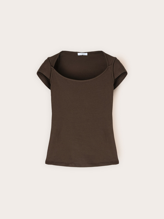 Boat neck t-shirt
