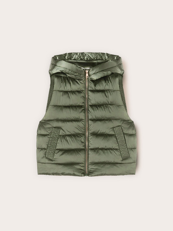 Padded nylon gilet