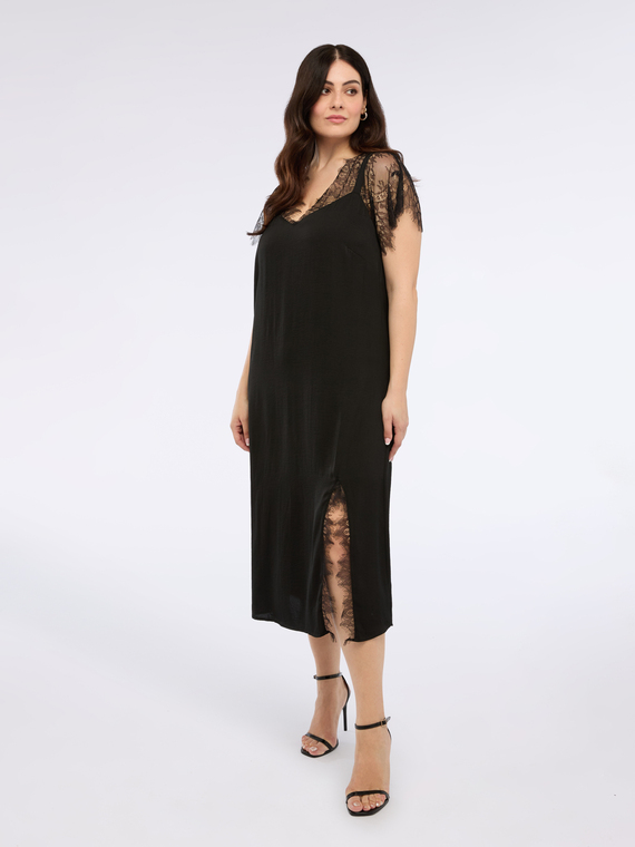 Satin-Slip-Kleid mit Spitzeneinsätzen