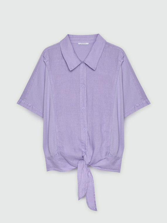 Chemise en lin avec noeud en bas
