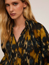 Blusa stampata in tessuto crêpe image number 0
