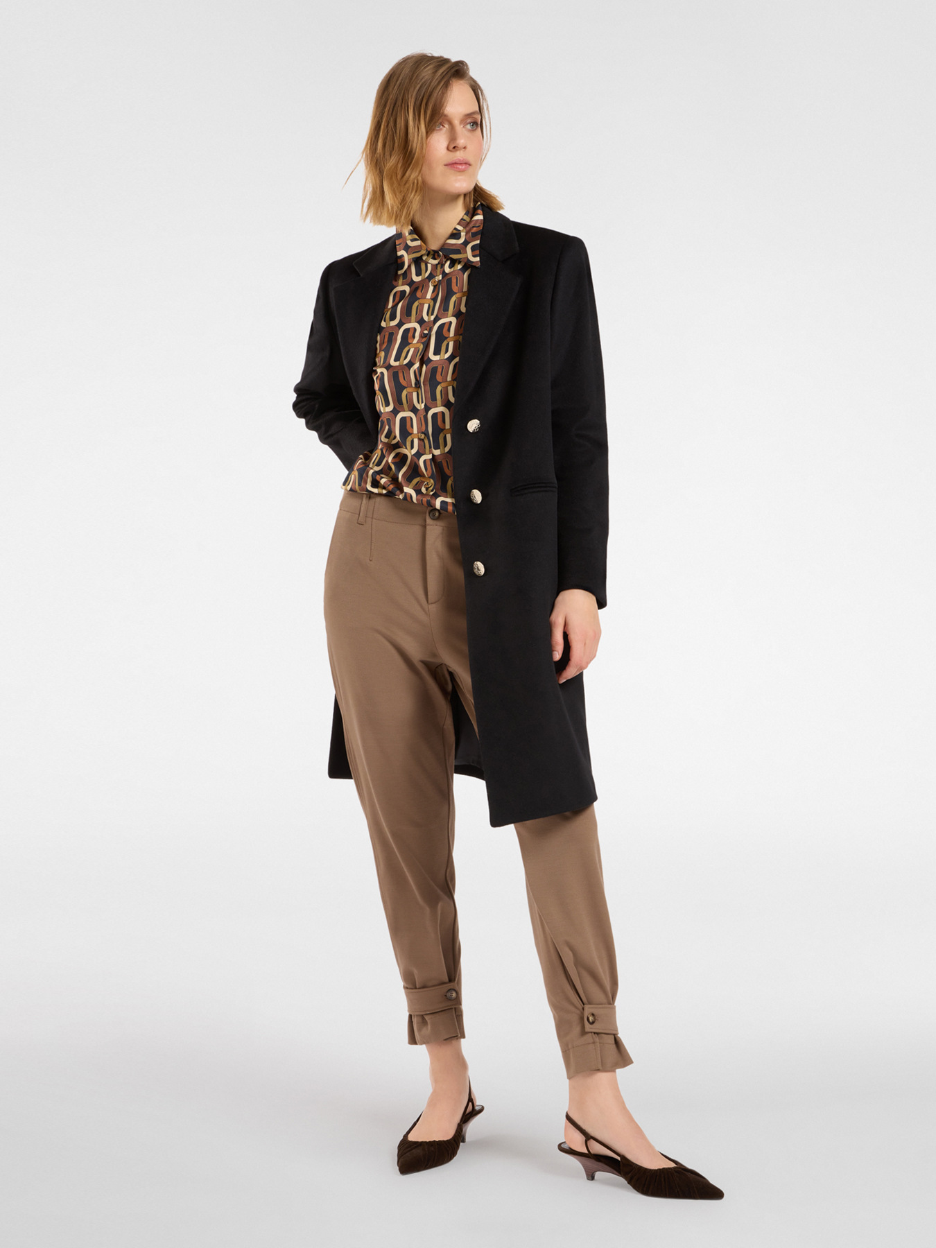 Trousers with pocket and straps at the bottom image number 0