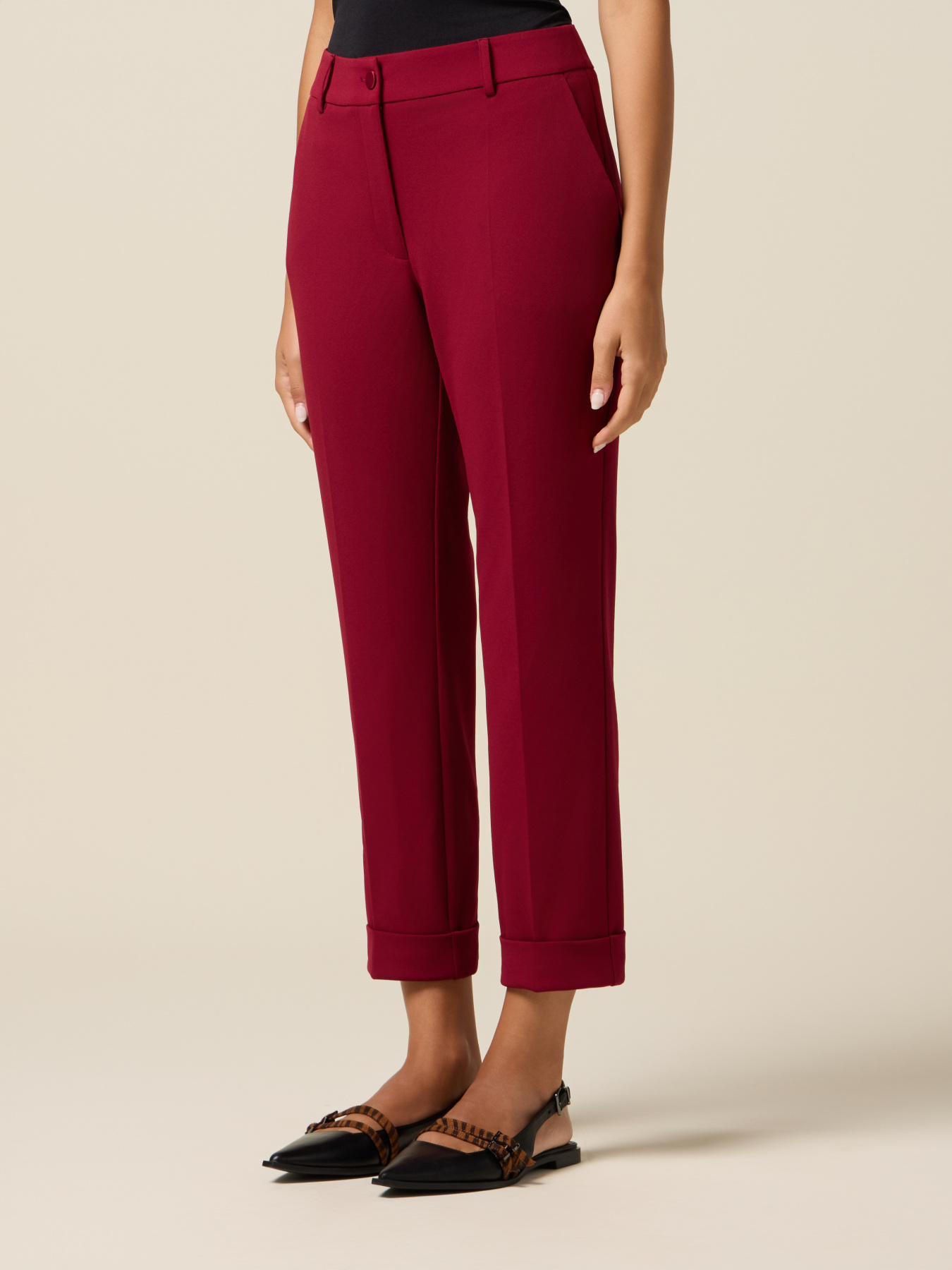 Pantalones cropped de tejido crepé image number 3