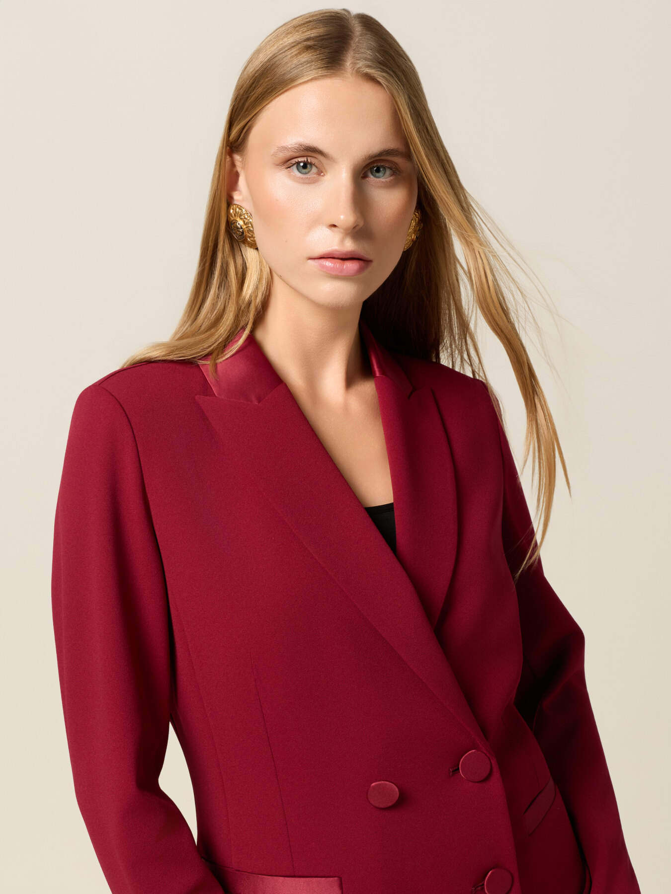 Blazer doppiopetto con bottoni foderati image number 2