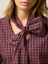 Camicia in cotone con fiocco e castoni image number 2