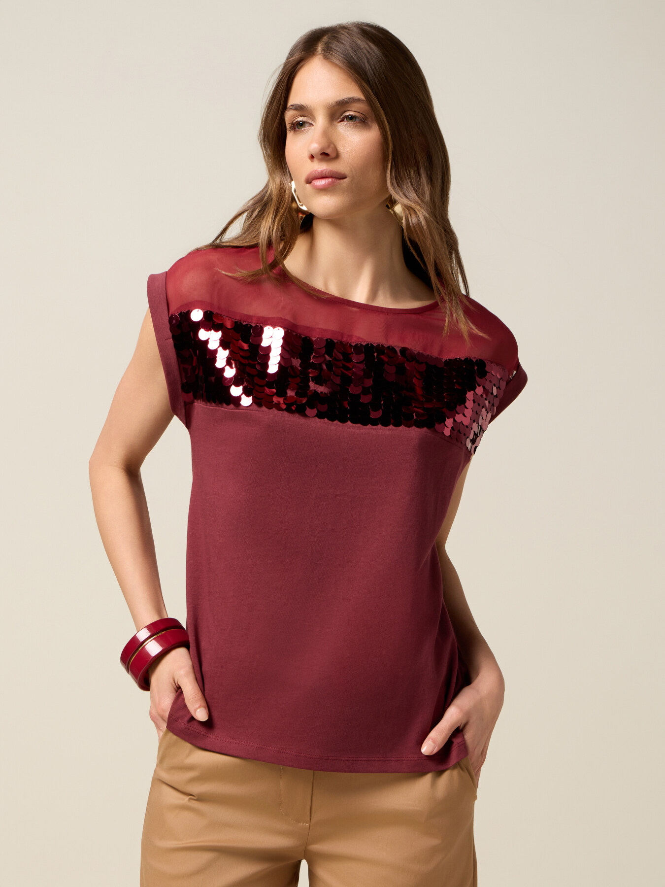 T-shirt bimaterica con paillettes image number 0