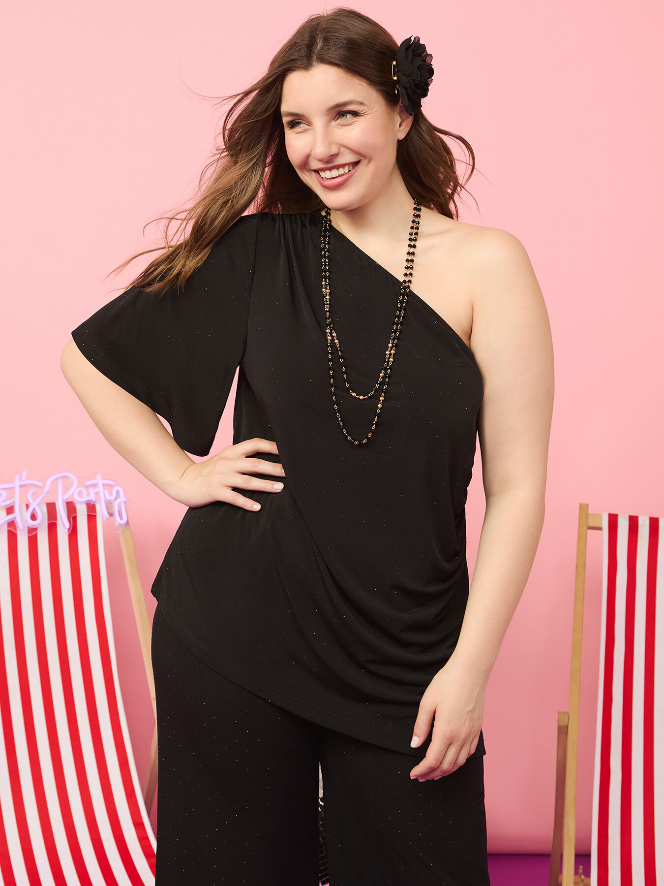 Collier avec broche fleur en tulle image number 0