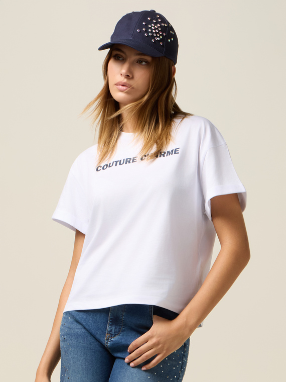 T-shirt con berretto coordinato