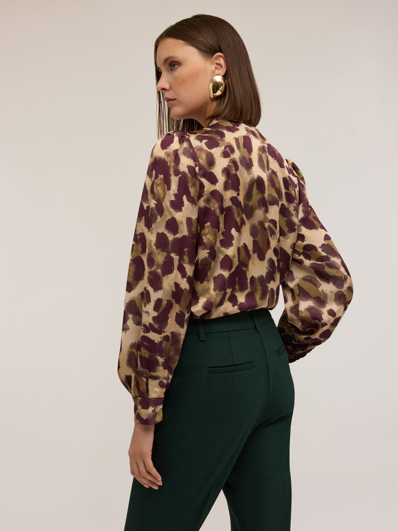 Blouse with bow in camouflage pattern image number 1