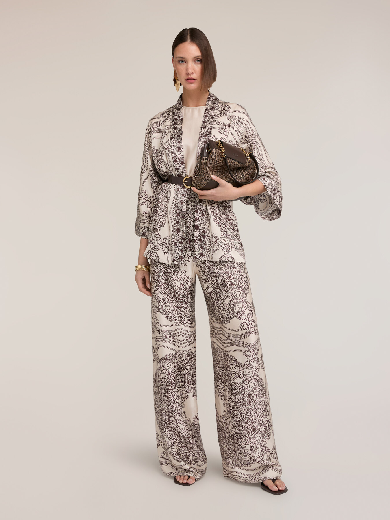 Kimono din satin cu imprimeu image number 3