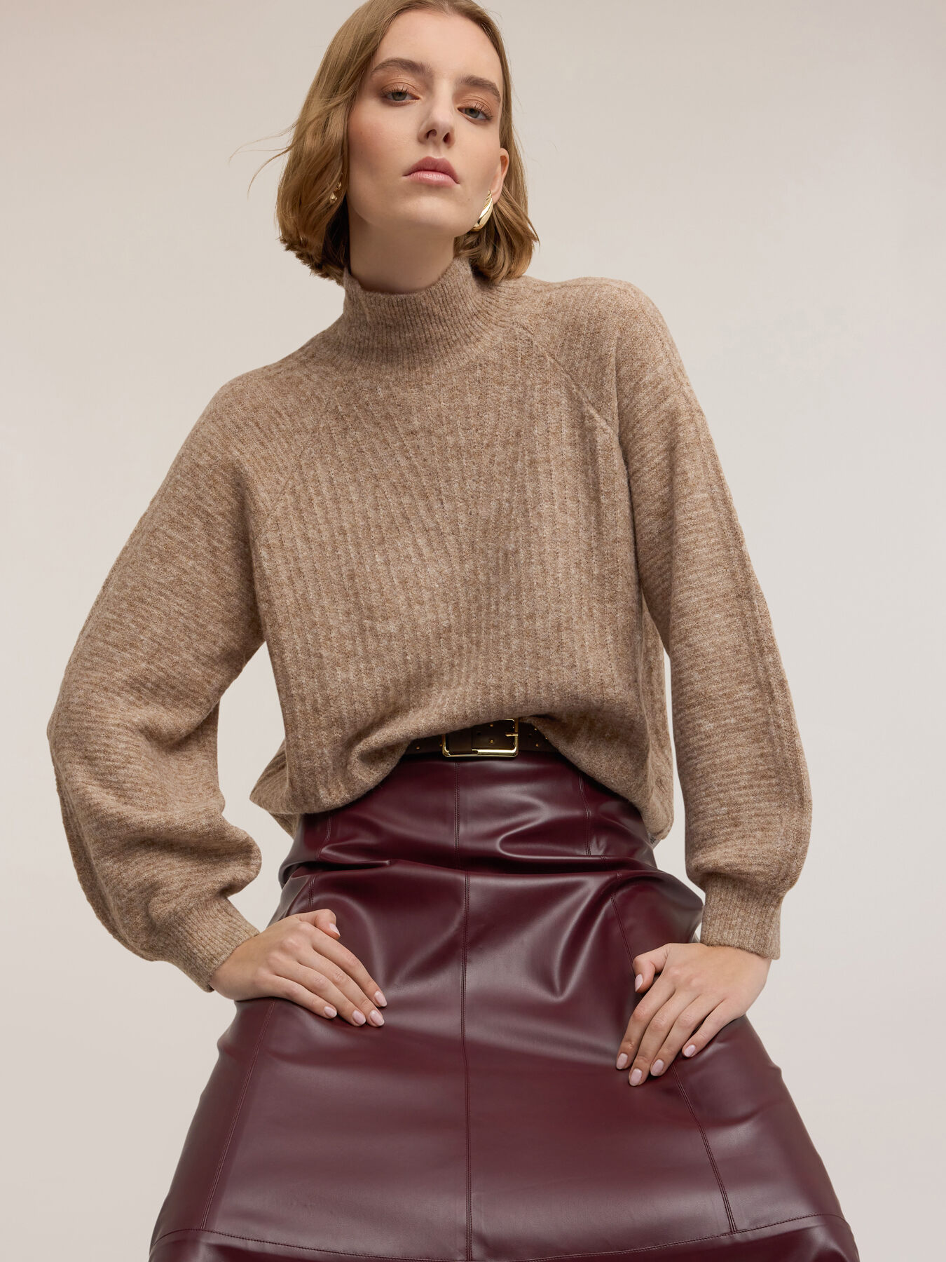 Oversized sleeve top image number 3