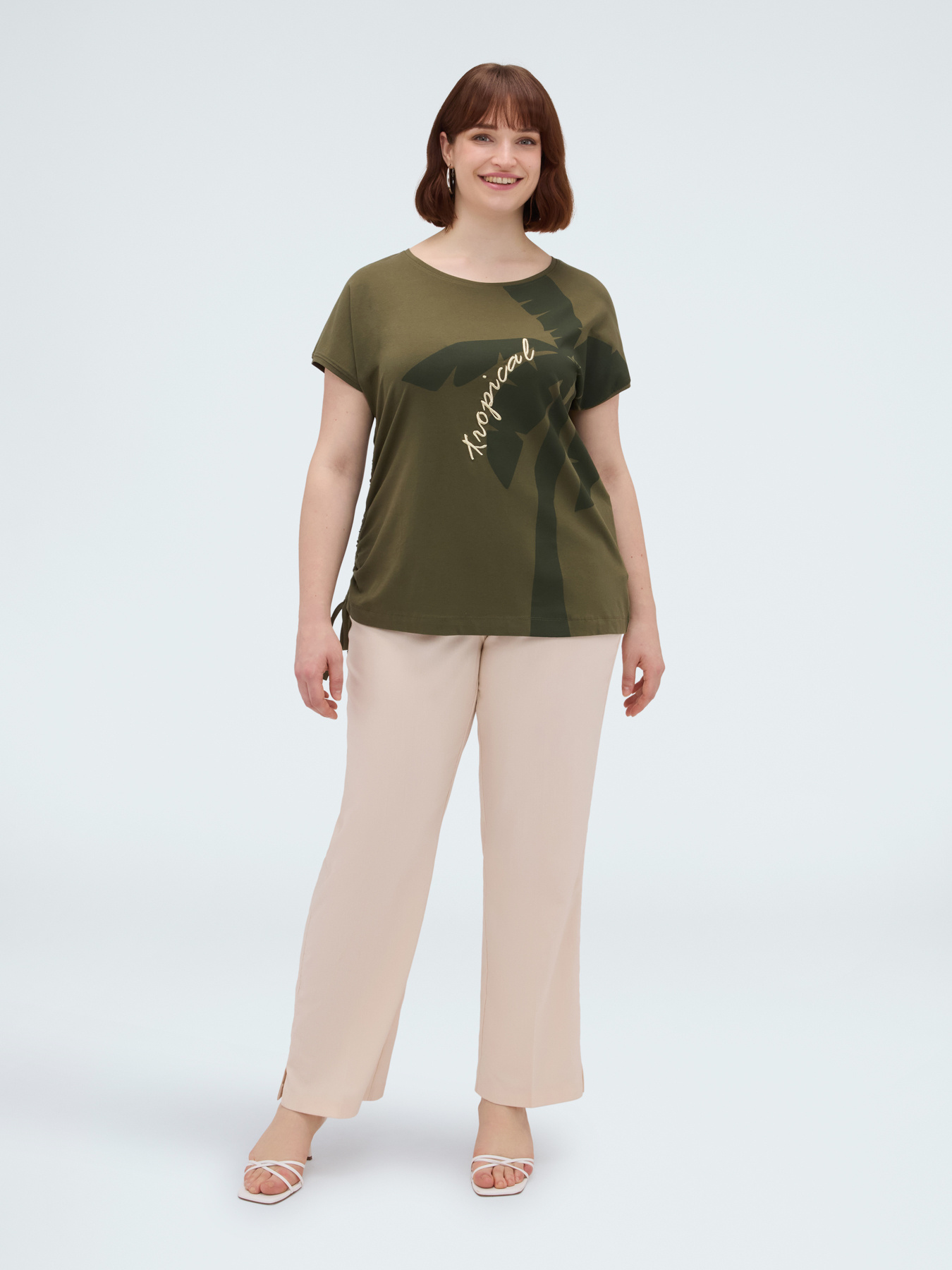 T-shirt in jersey con stampa e ricamo image number 2