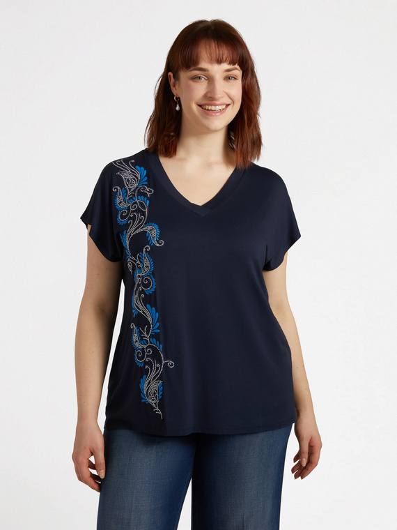 T-Shirt mit Stickerei im Bandanastil