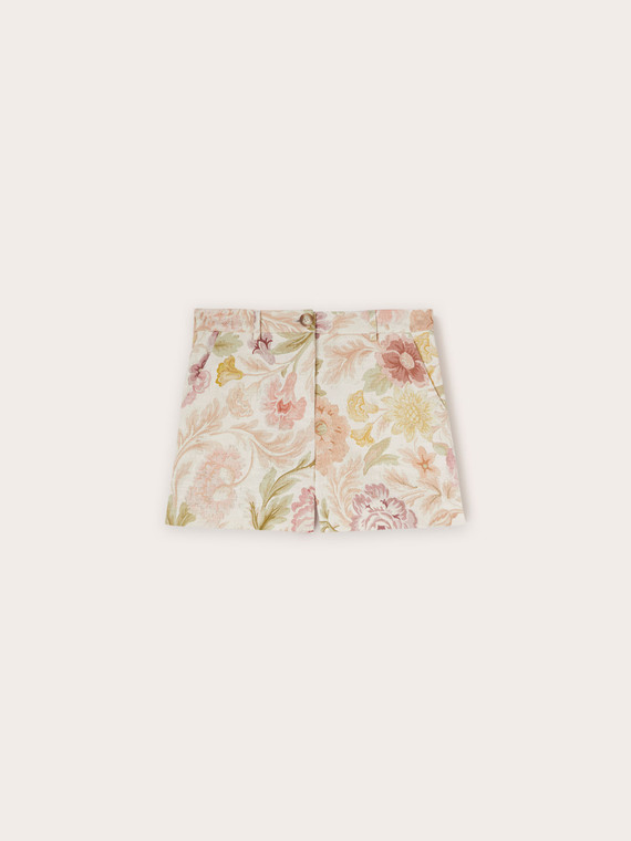 Floral pattern shorts