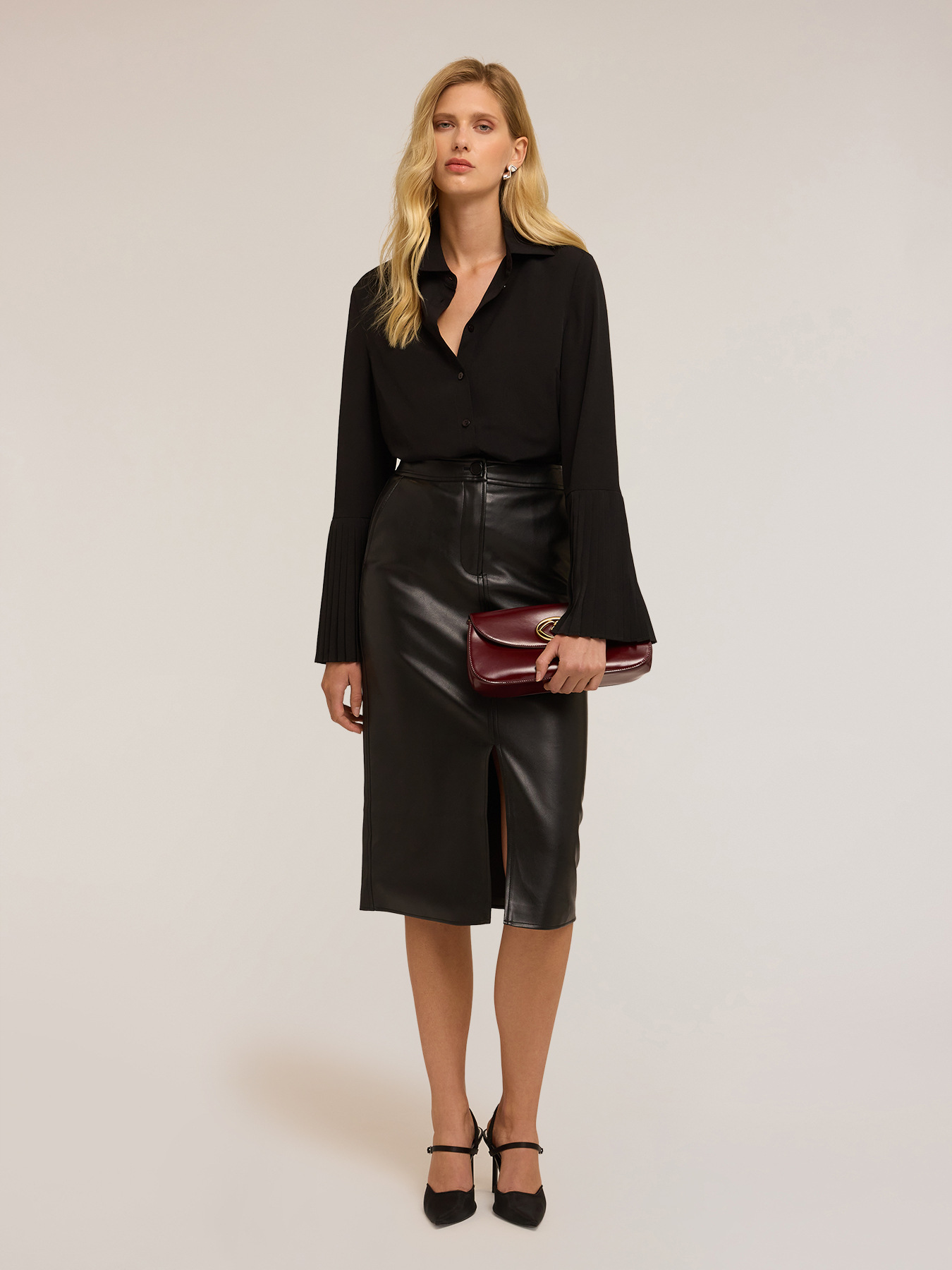 Shirt with pleated sleeves image number 3