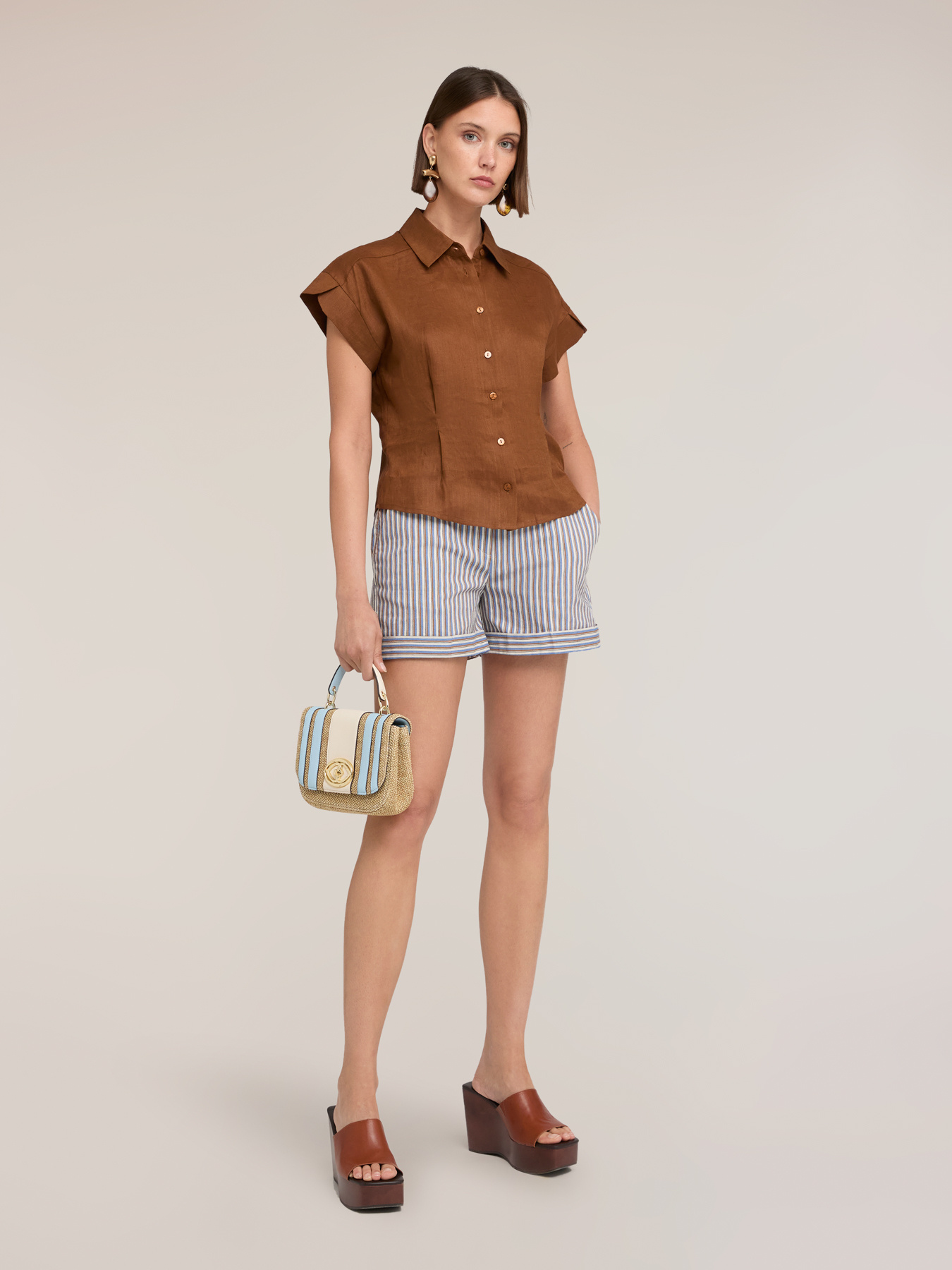 Camicia in lino con pieghe image number 0