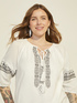 Blouse with ethnic embroidery image number 4
