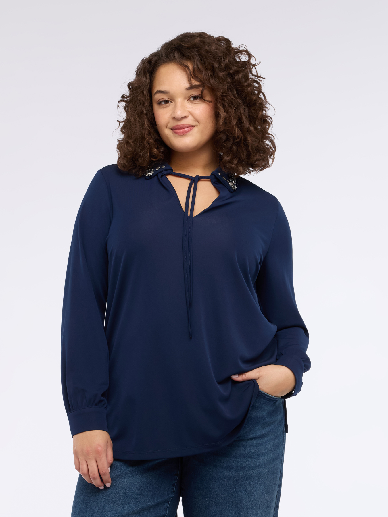 T-shirt en jersey avec col précieux image number 2