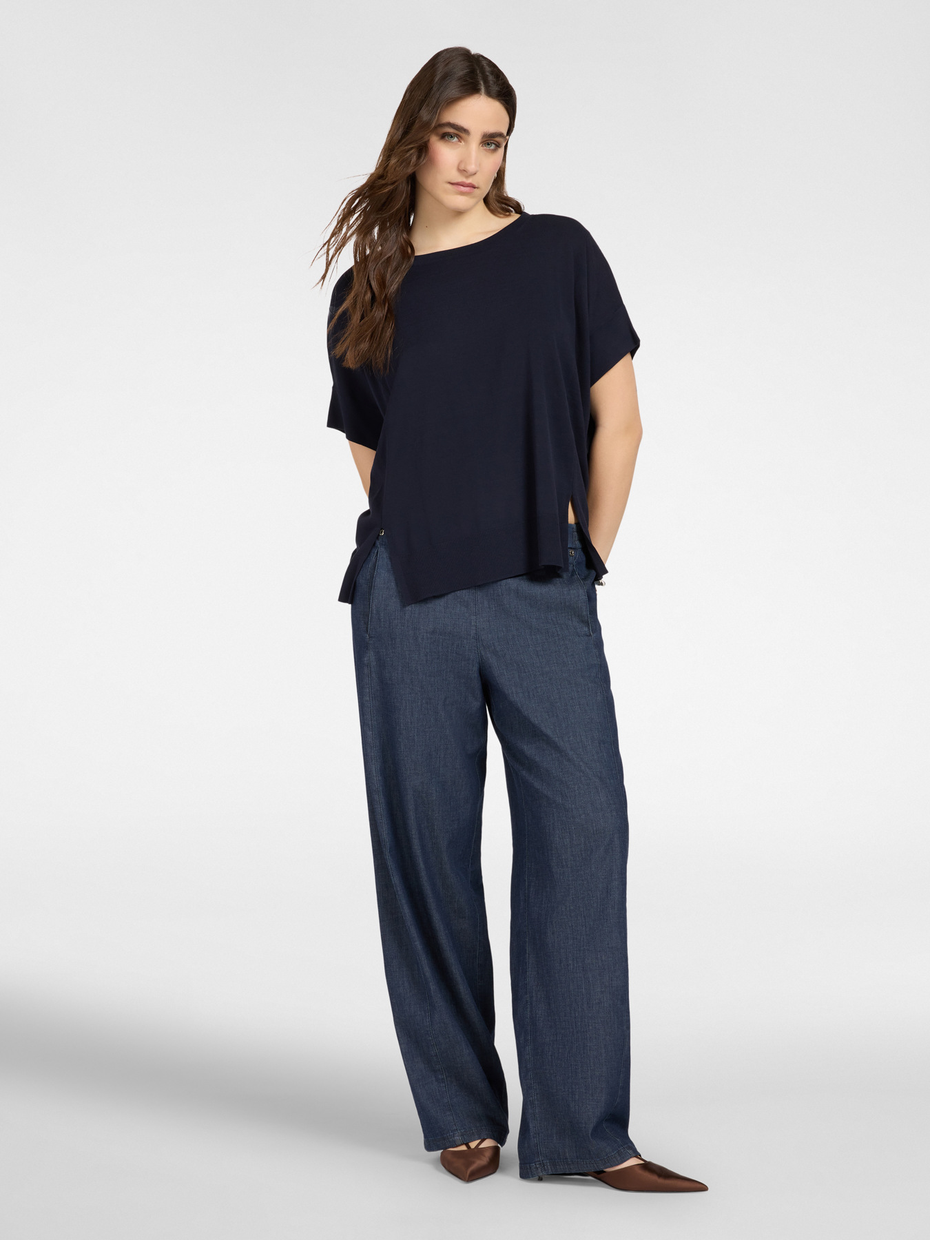 Boxy cotton and modal top image number 2
