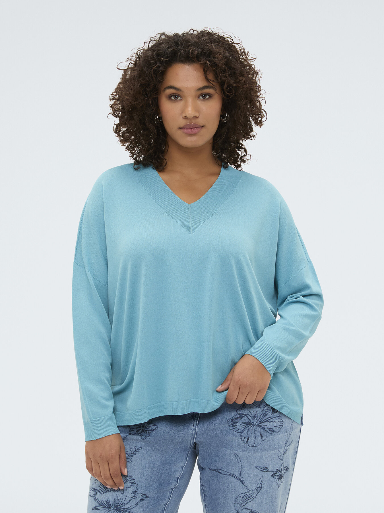 Feiner Strickpullover mit V-Ausschnitt image number 2