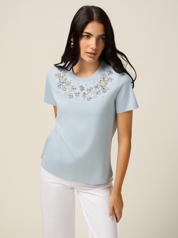 T-shirt with jewel embroidery