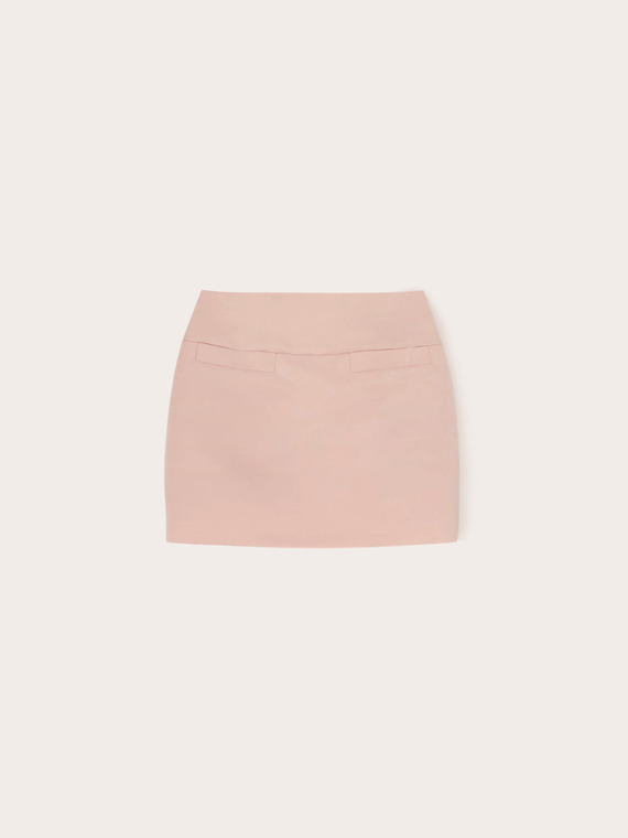 Jupe courte en satin duchesse