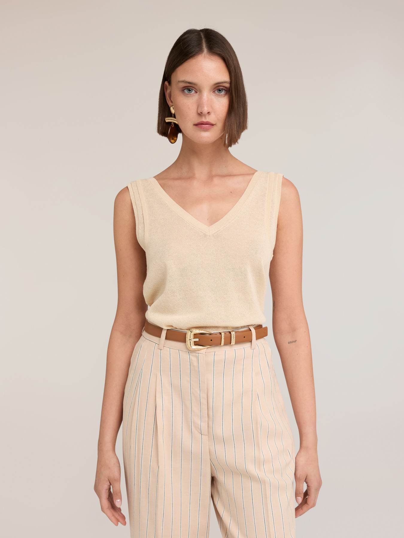 Linen blend knit top image number 0