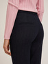 Jeans sartoriale con risvolto image number 2