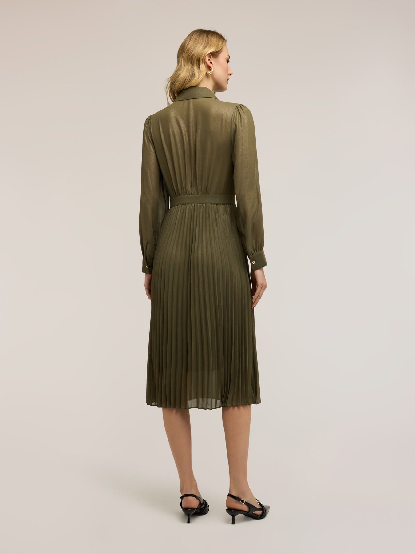 Hemdblusenkleid aus plissiertem Georgette image number 1