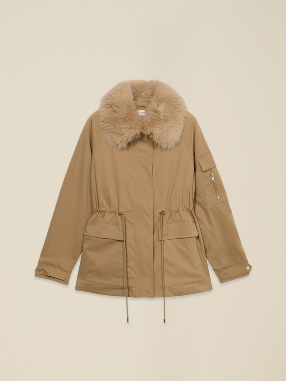 Parka imbottito con colletto effetto peluche