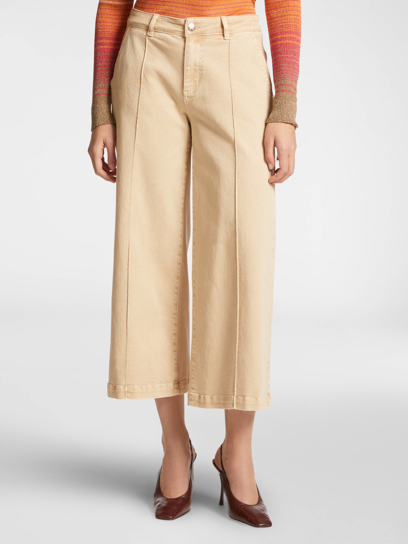 Pantalones wide leg cropped image number 2