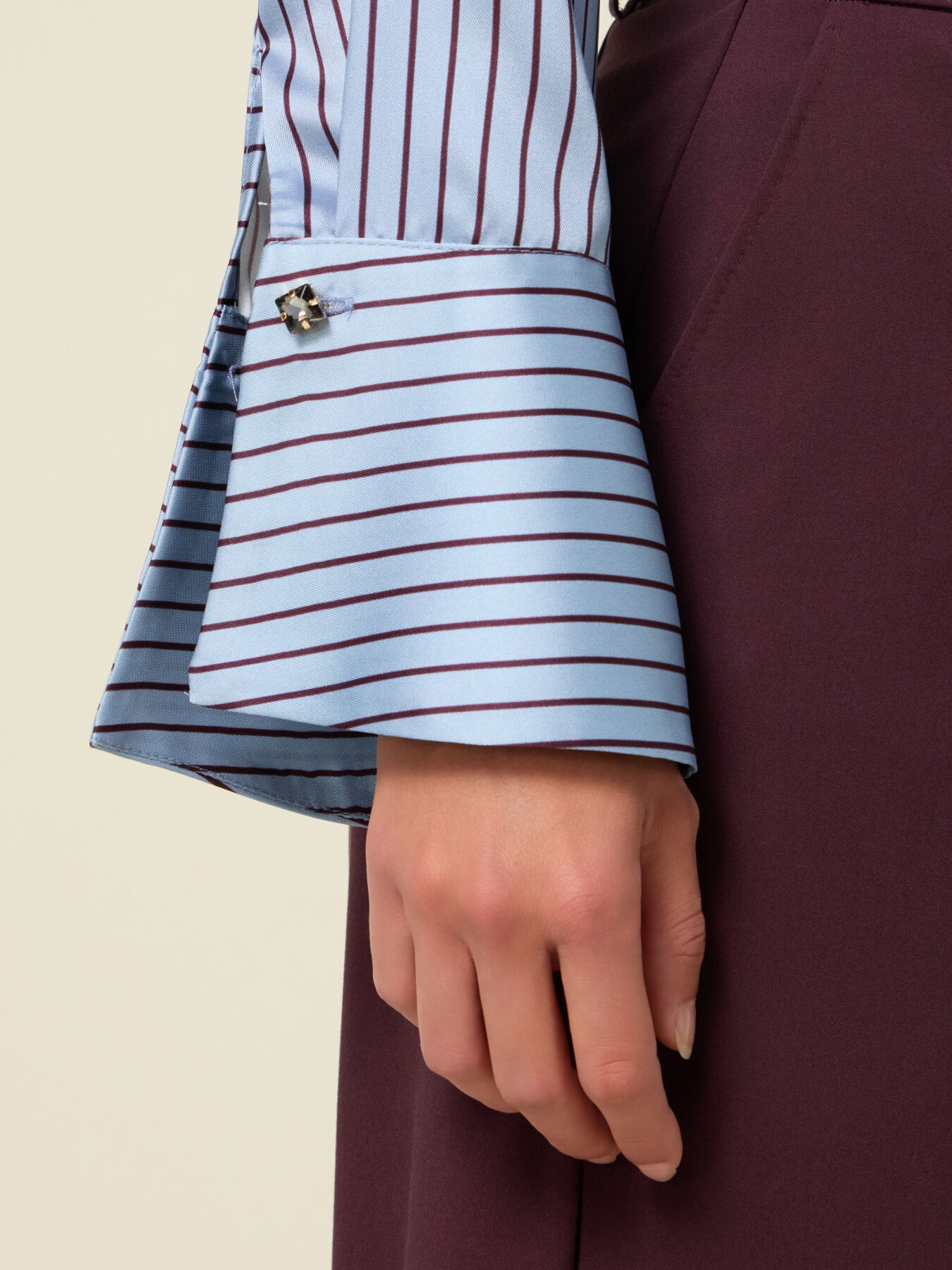 Bottoni gemelli per camicia image number 0