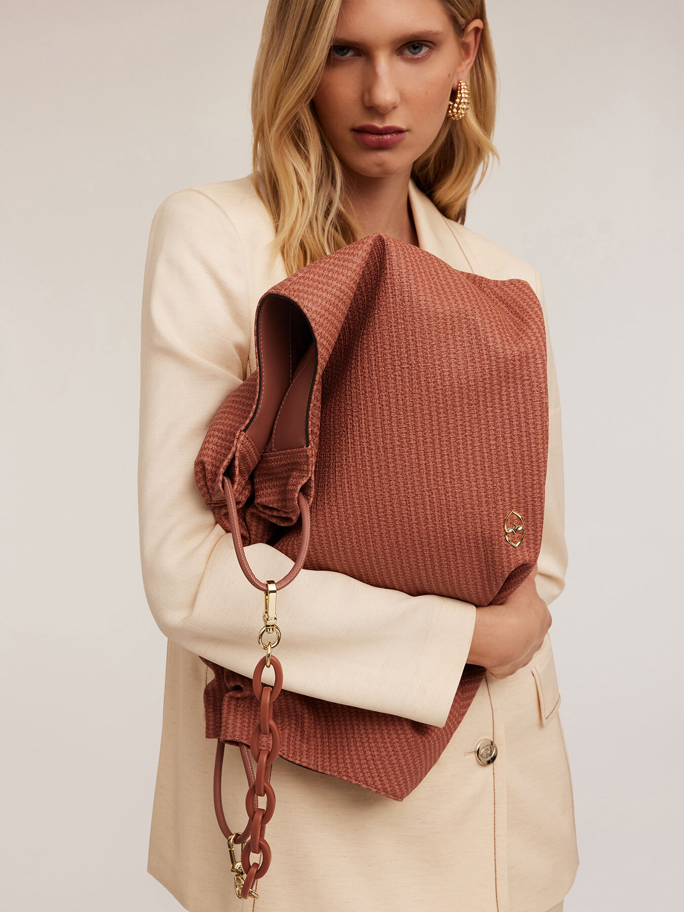 Curly Shopper aus Stoff mit Filament-Optik image number 0